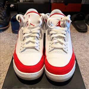 Air Jordan 3 Retro Tinker University Red